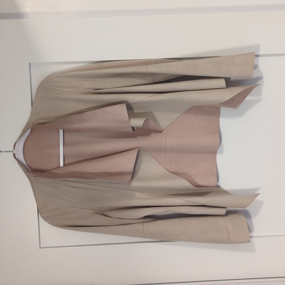 Reversible cream jacket